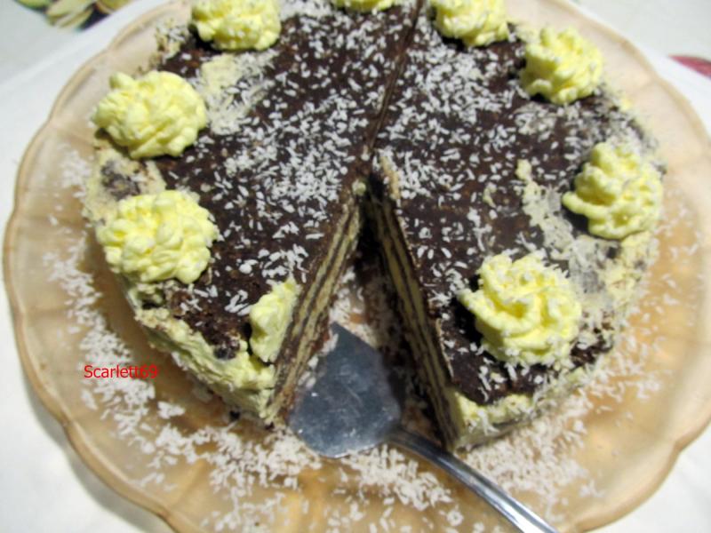 Keksztekercs torta
